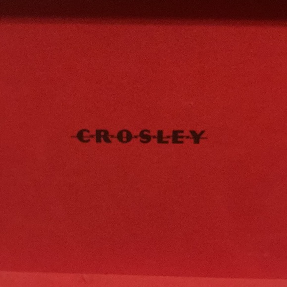 CROSLEY Suitcase Turntable Record Player in Black - Picture 2 of 8